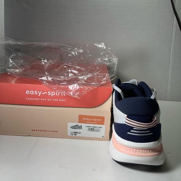 Easy Spirit Women's Mel2 Sneaker - Picture 6 of 7
